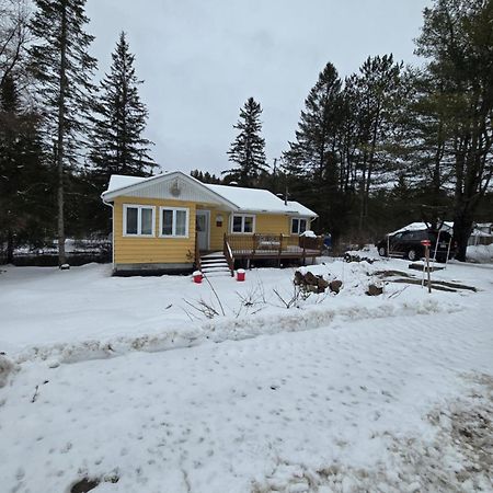 Citq 303469.Chalet Oasis De Paix. Bord De L'Eau.4 Saisons.A Louer Chertsey Exterior foto